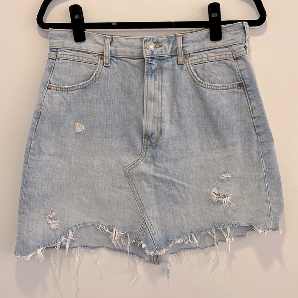 Zara denim skirt. Size L
